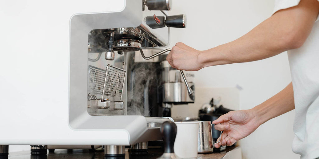 6 Top Benefits of  a Coffee Machine in Your Home