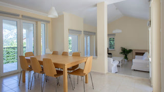 Budget Renovation Ideas: Creating a High-Ceiling Illusion in Your Flat - Megafurniture