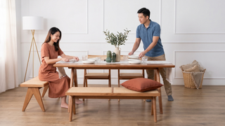 Dining bench for frequent hosts in a Singapore dining room
