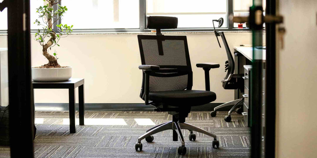Ergonomic Excellence: The Benefits of an Office Chair Headrest