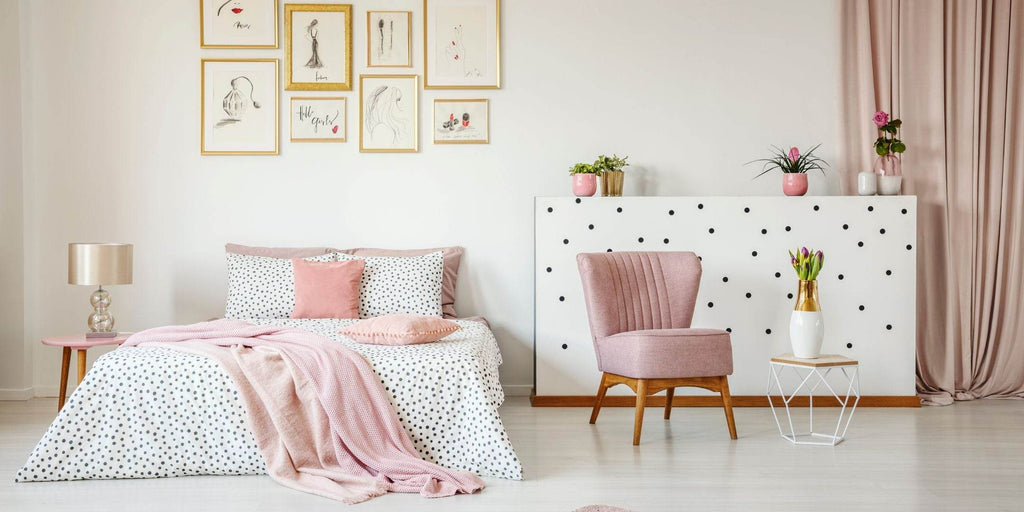 The Dos and Don'ts of Mixing Patterns in a Modern Bedroom Interior Design