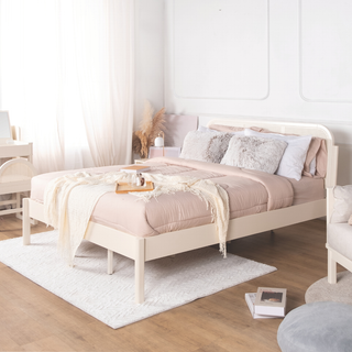 Vorie Wooden Bed