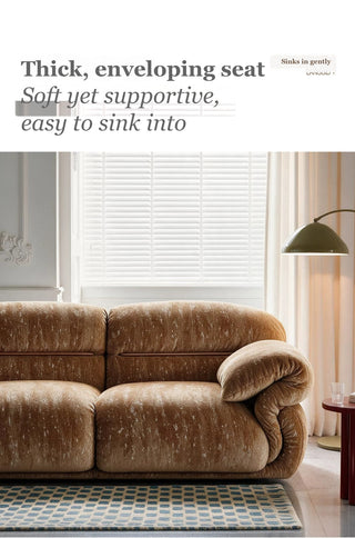 Thick, enveloping seat