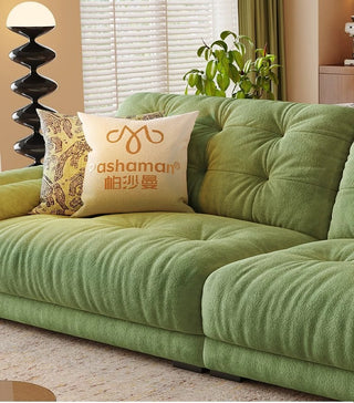 Plump, tufted cushions