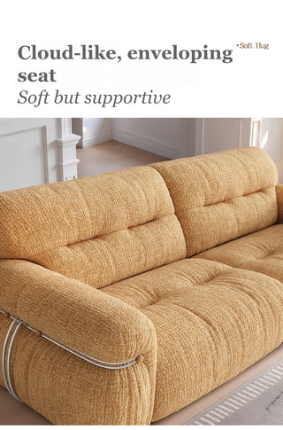 Cloud-like, enveloping seat