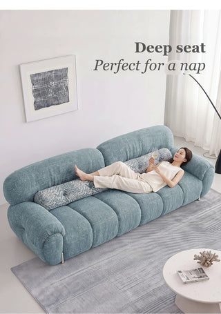Deep seat, perfect for a nap