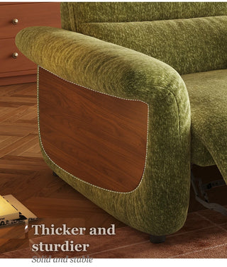 Thick, sturdy armrests