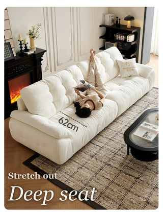 35 cm wide armrests
