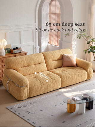 65 cm deep seat