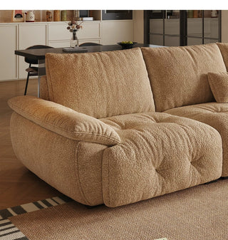 Deep, tufted seat