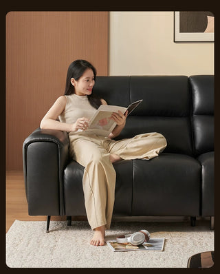Wide, padded armrests
