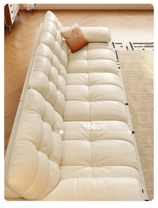 Approx. 66 cm deep seat