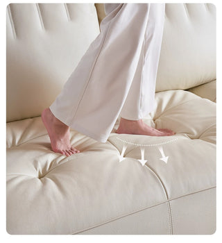 Deep tufted seat