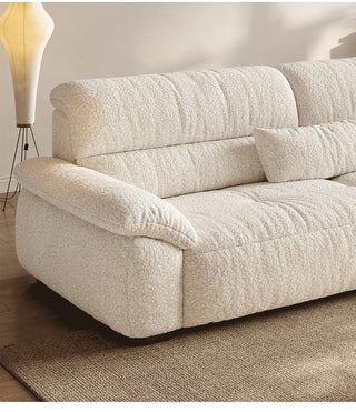 Soft, rounded armrests