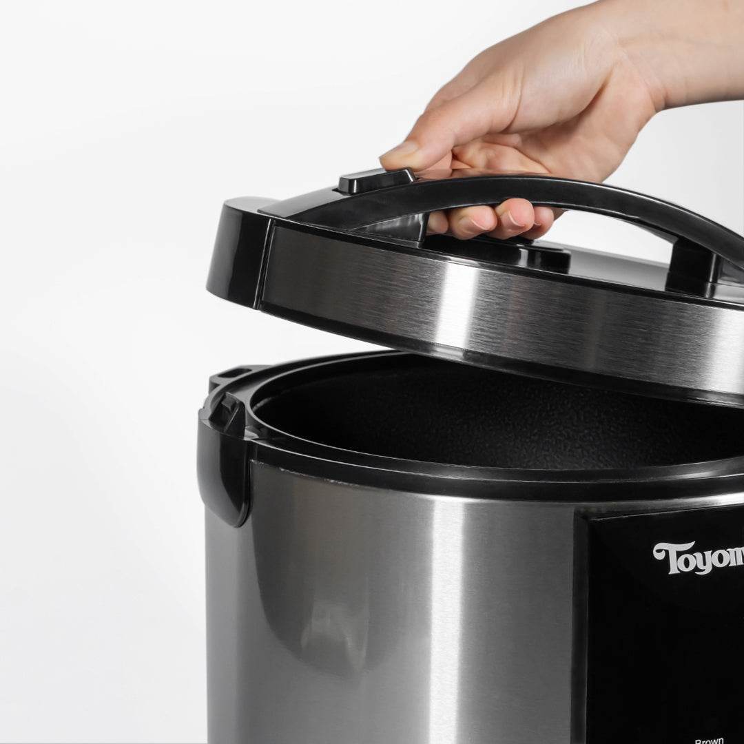 https://megafurniture.sg/cdn/shop/files/toyomi-1-8l-micro-com-low-carb-stainless-steel-rice-cooker-rc-4348ss-toyomi-4_1200x.jpg?v=1699236552